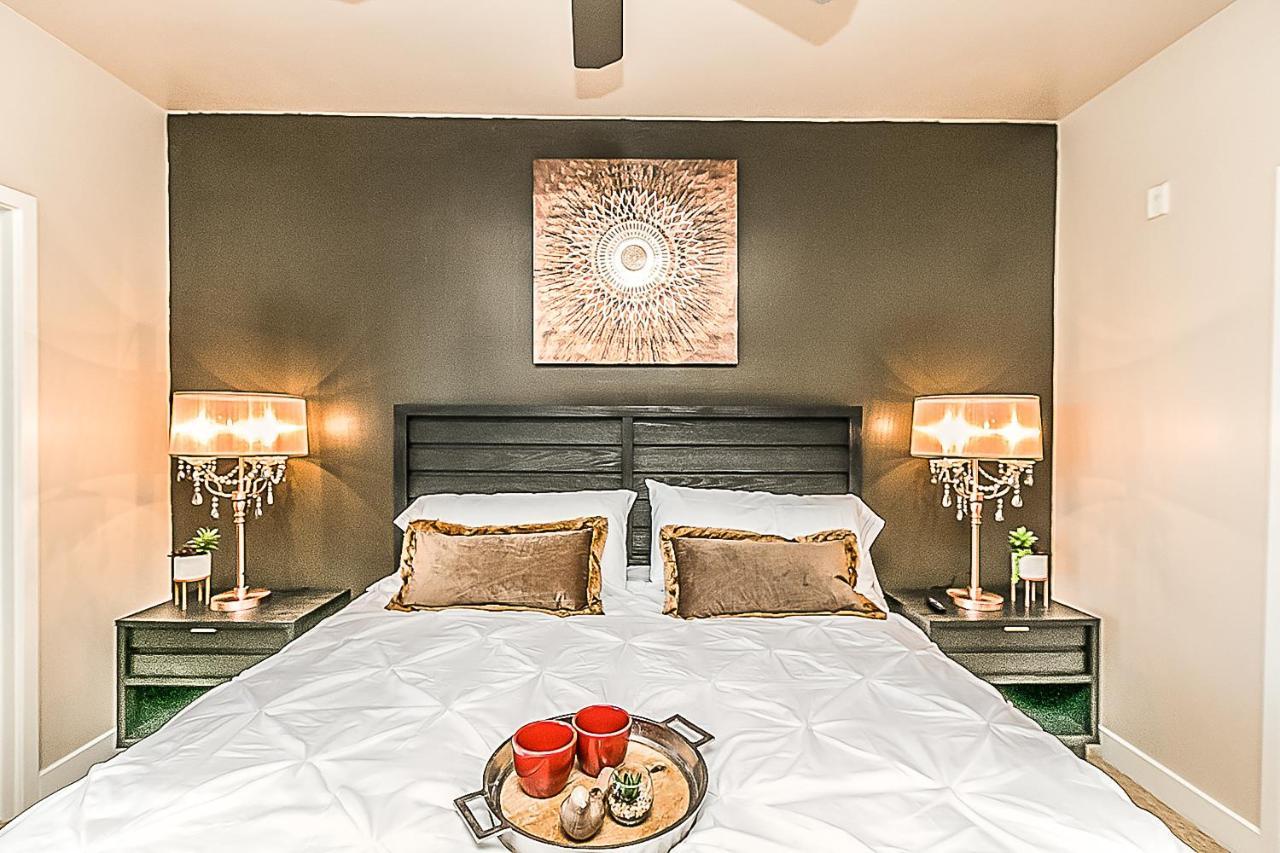 Shopping & Dining 1 Mile - 24 Hour Pool With Parking - 4036 Βίλα Φοίνιξ Εξωτερικό φωτογραφία