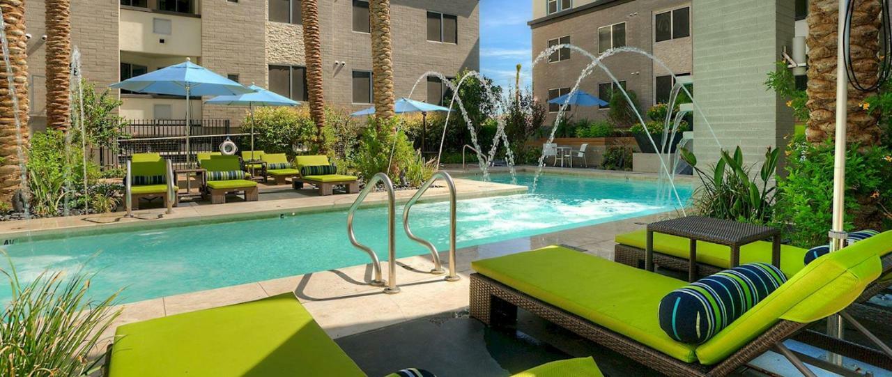 Shopping & Dining 1 Mile - 24 Hour Pool With Parking - 4036 Βίλα Φοίνιξ Εξωτερικό φωτογραφία